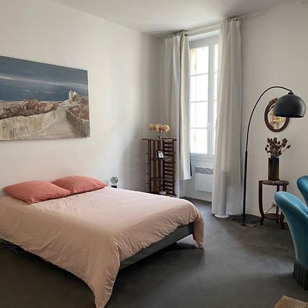 Studio De 30 M2 Dans Le Triangle D'Or De Bordeaux Buitenkant foto